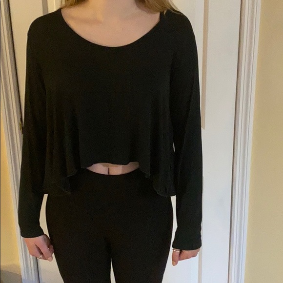 brandy melville long sleeve - Picture 3 of 4